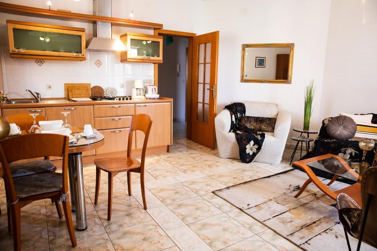 Villa Mareonda - Apartments Sussurro Rovinj Exterior foto